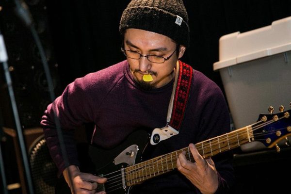 オンラインギターレッスン講師 ファンテイル